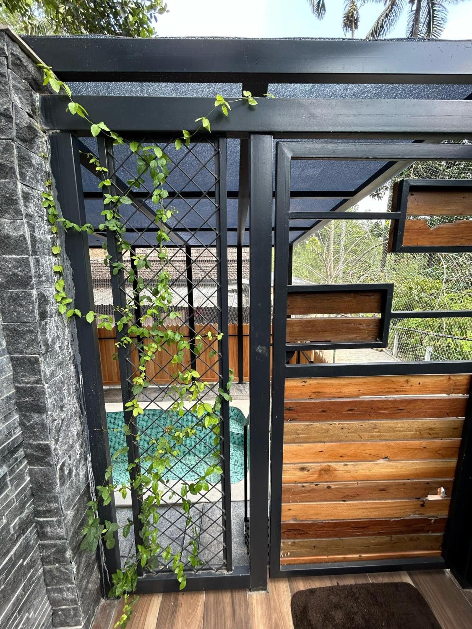 Kv By Halcyon Traveltech Apartment Anachal Exterior photo